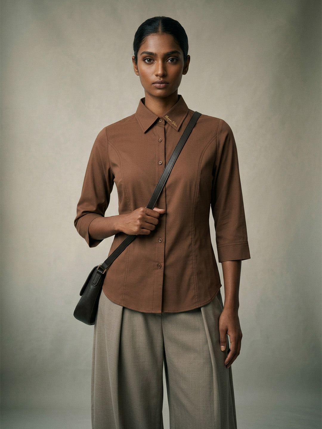 The Studio Shirt Women - Clay Brown