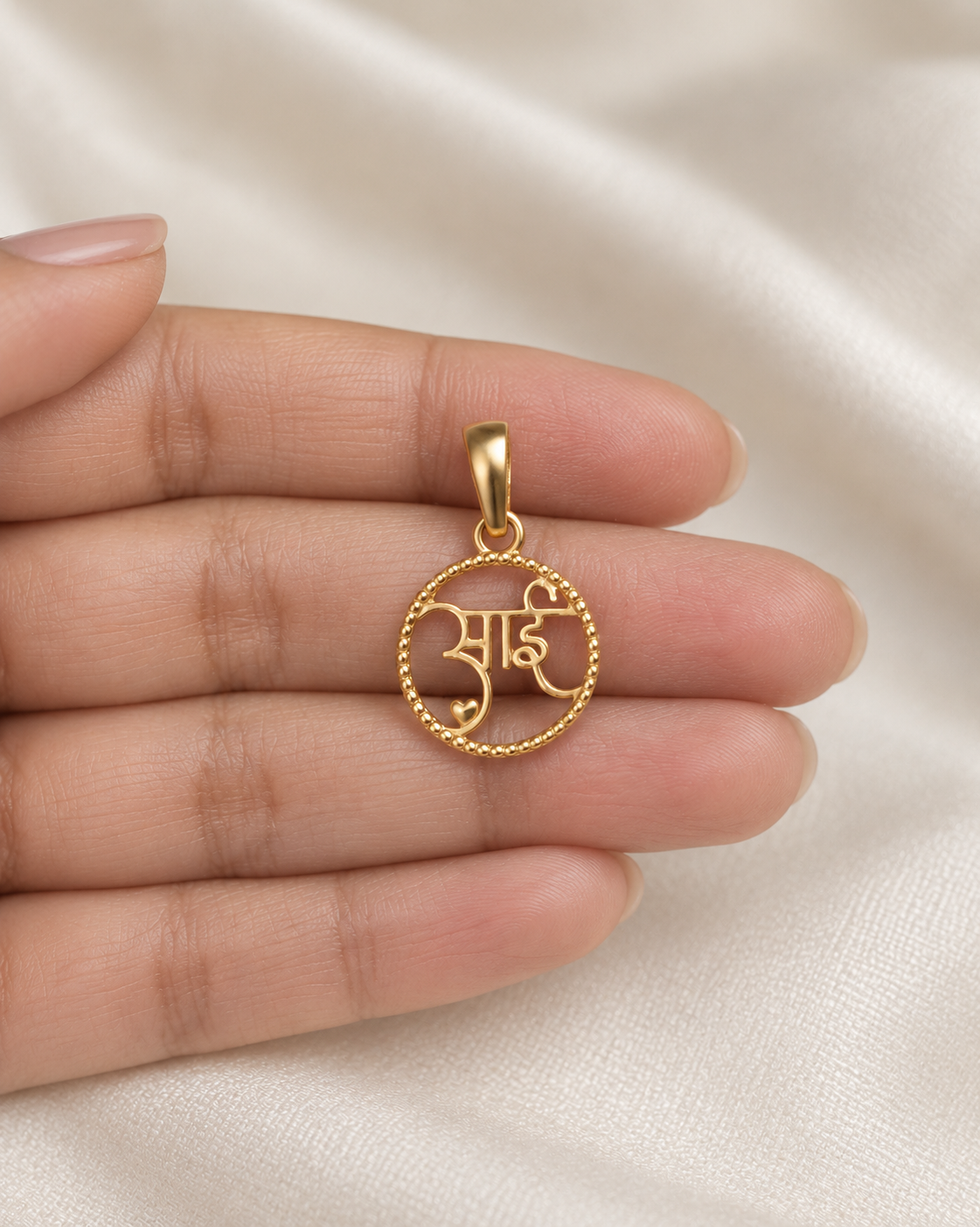 Aai Pendant