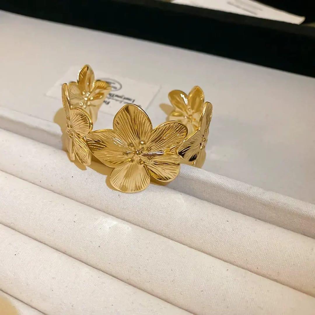 Chunky Flower Bracelet Cuff