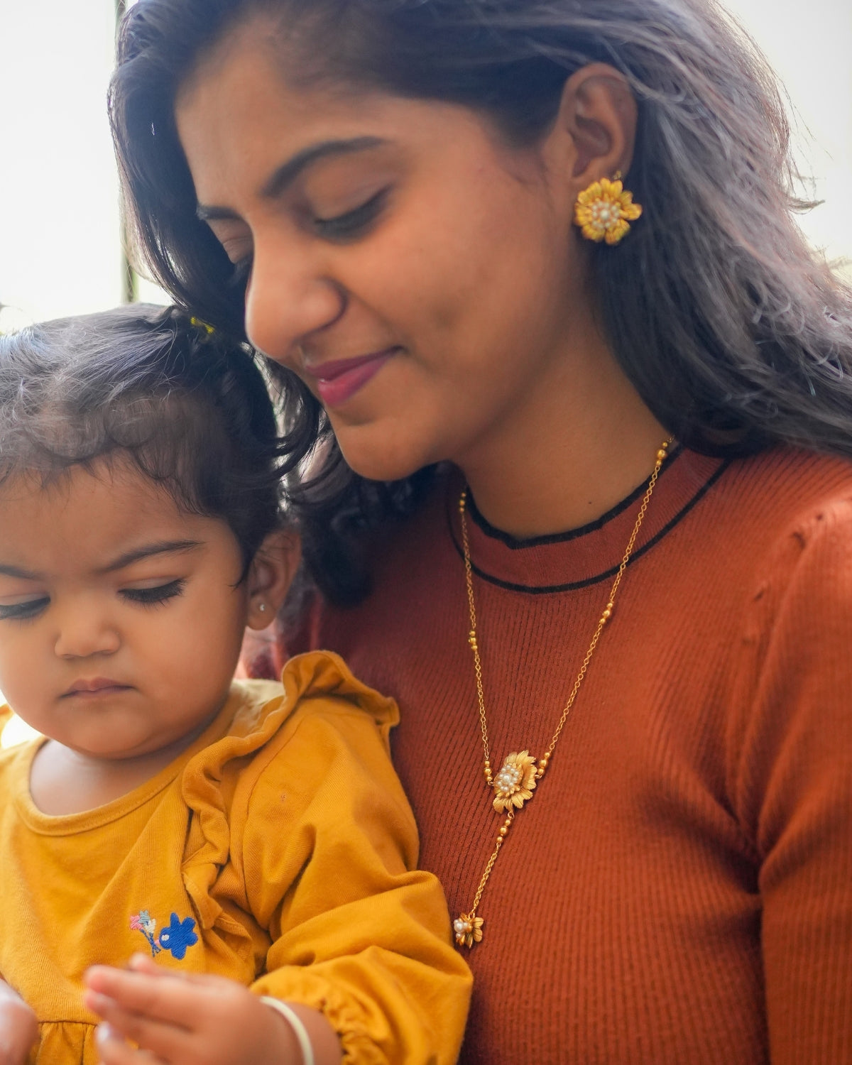 Mumma Bloom Y Necklace