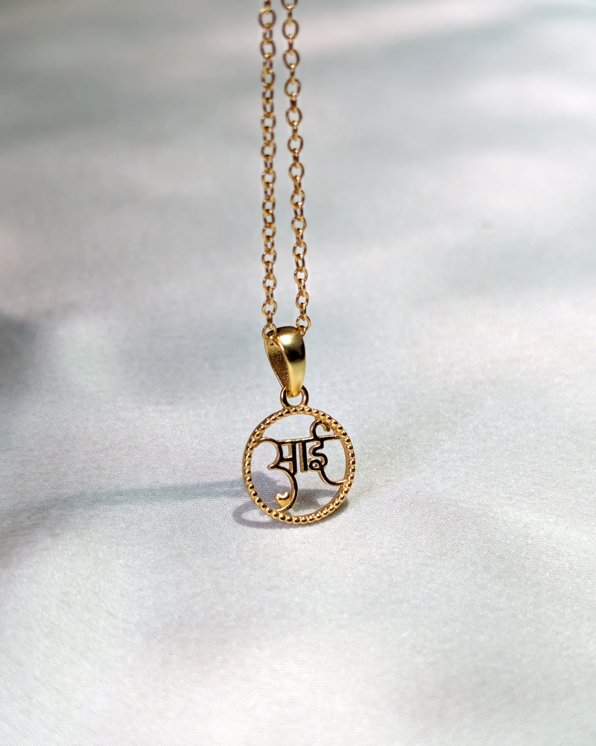 Aai Pendant