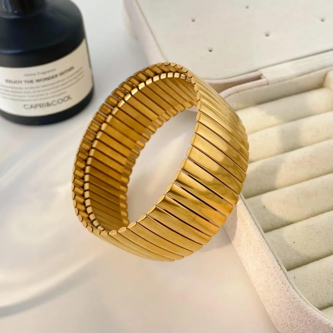 Gold Bold Bracelet