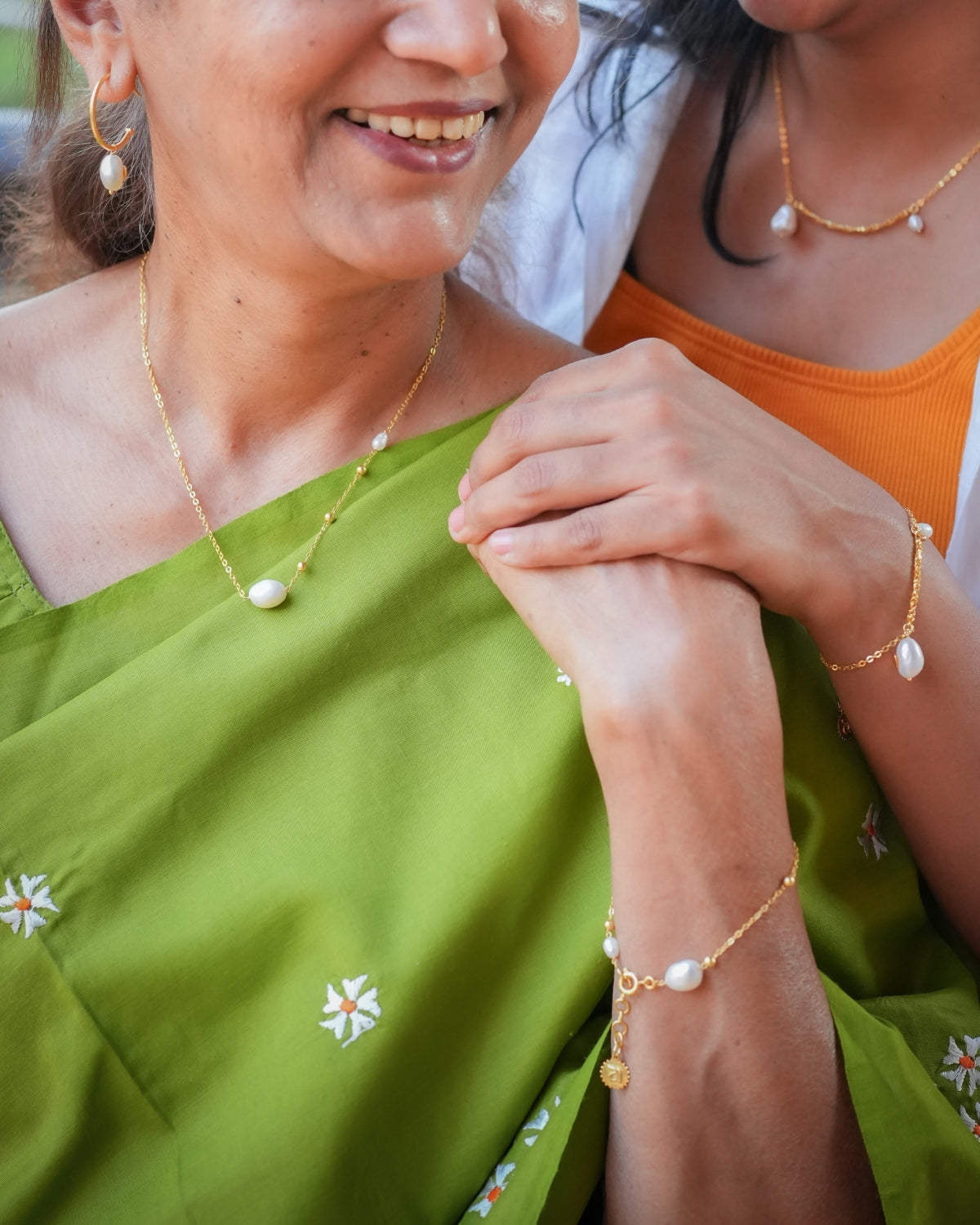 Paired Pearl Necklace
