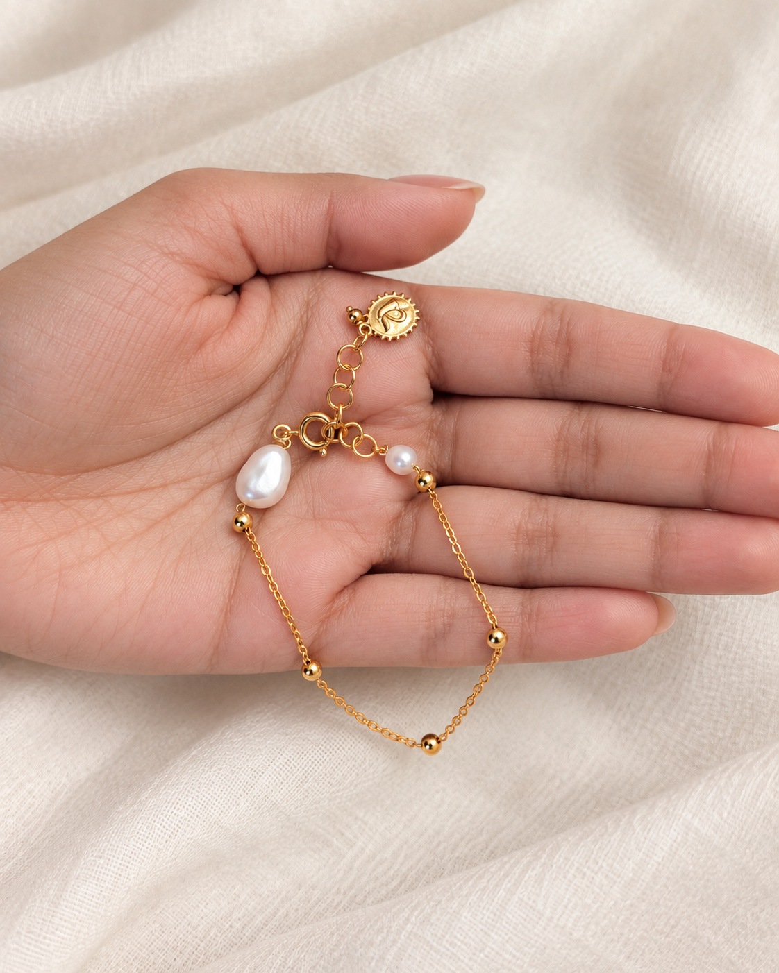 Paired Pearl Bracelet