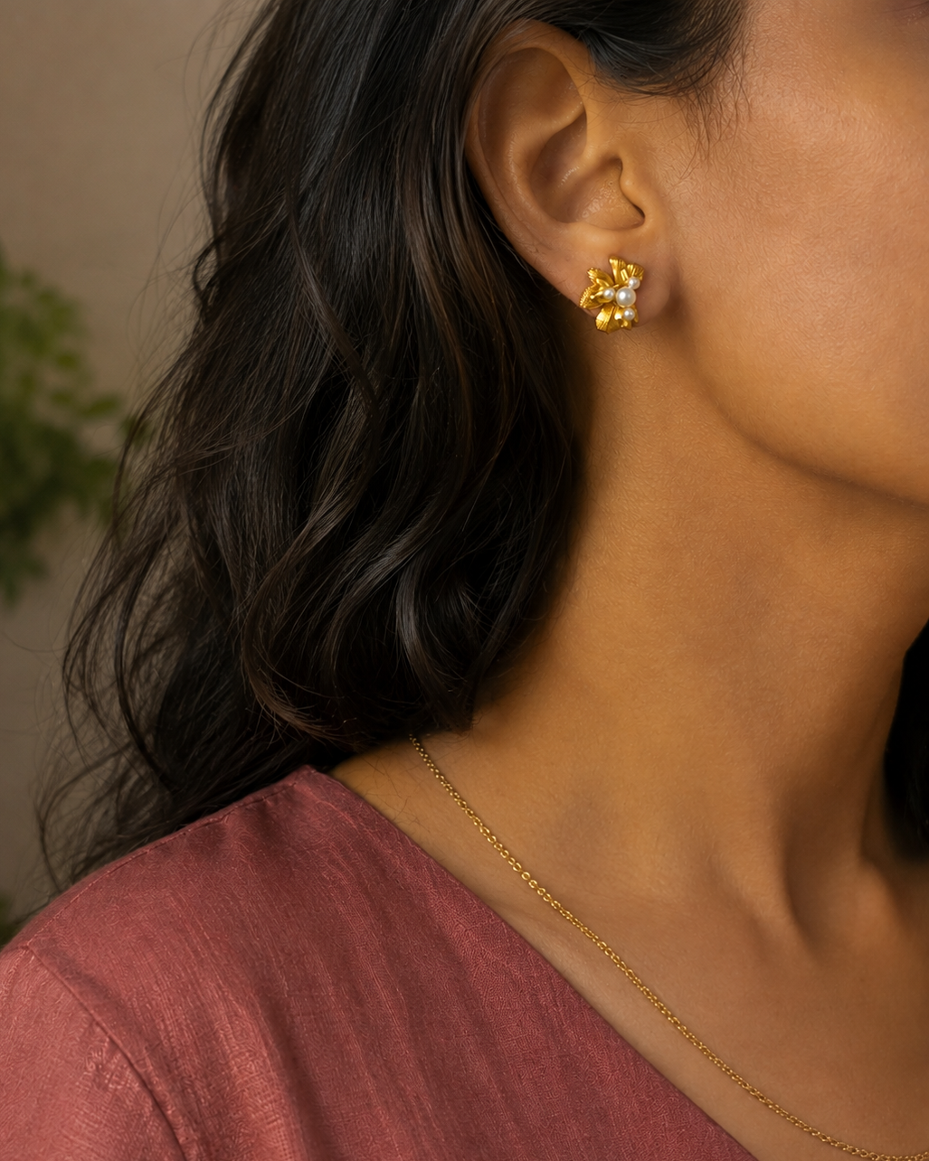Pankhuri Studs