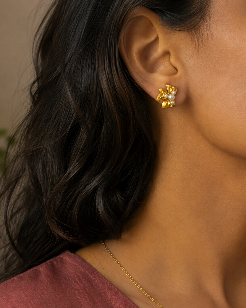 Pankhuri Studs