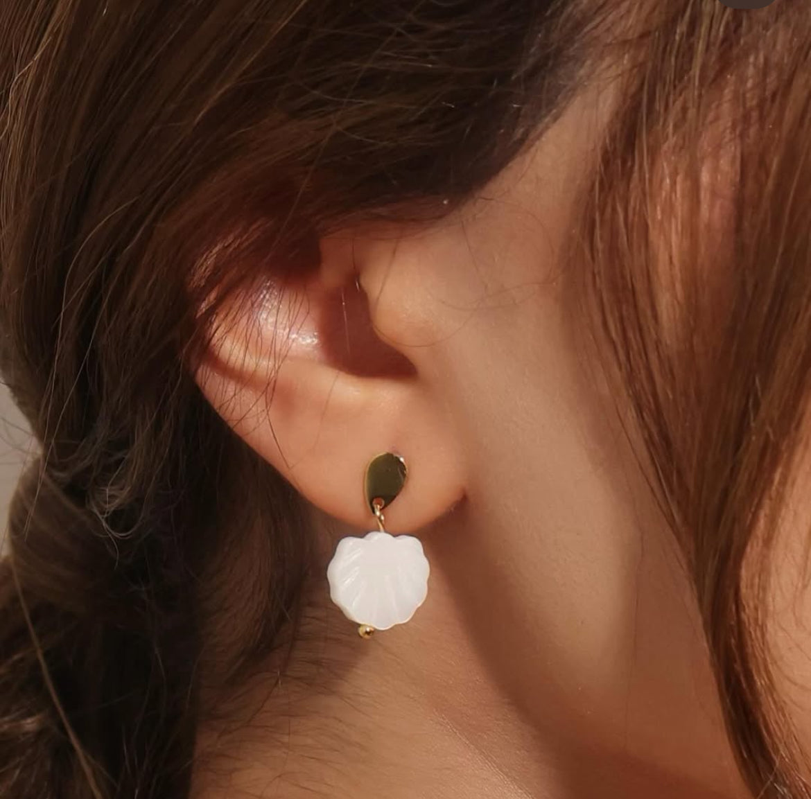 Tiny Sea Shell Earrings