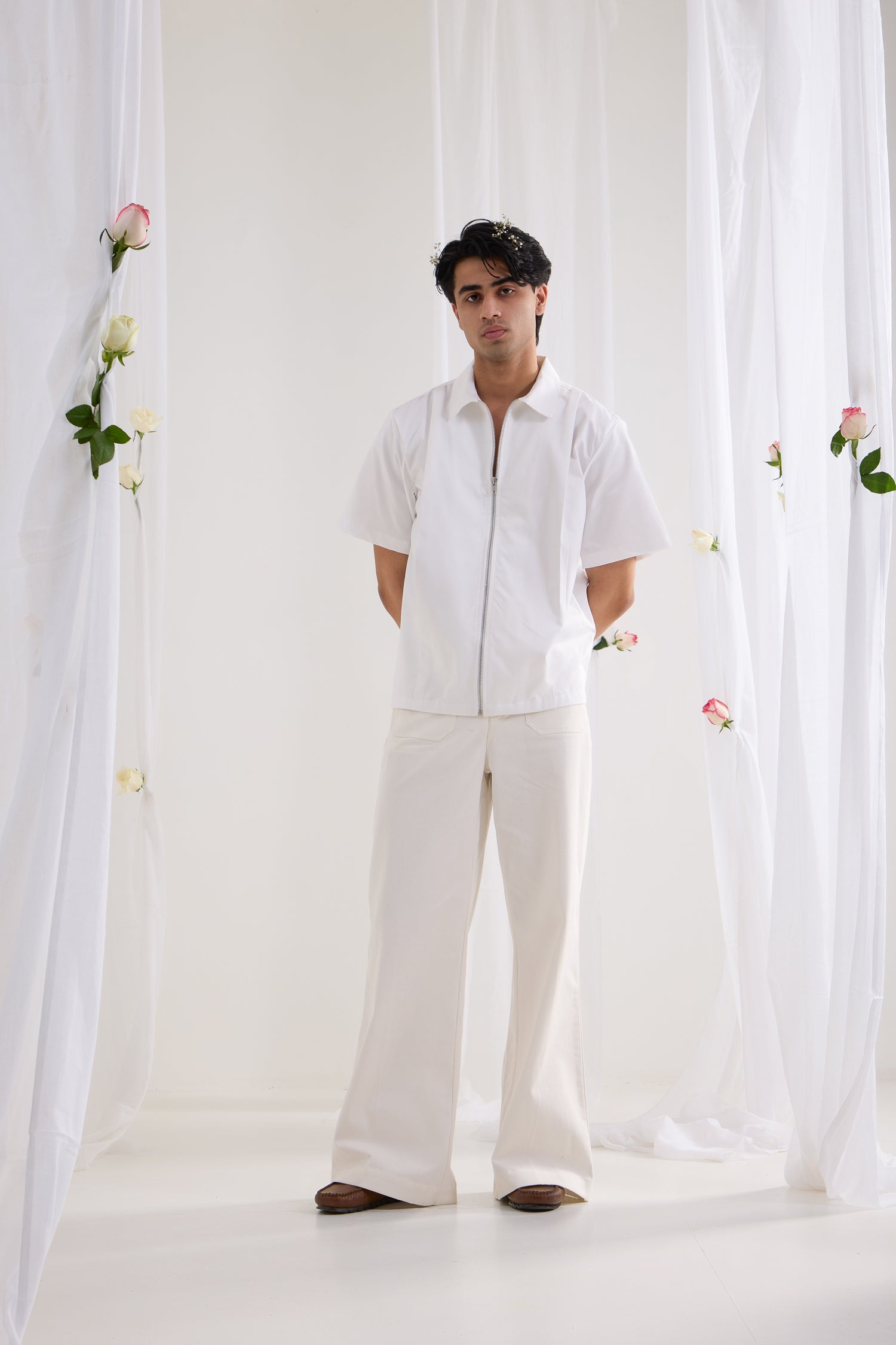 Safed Pants