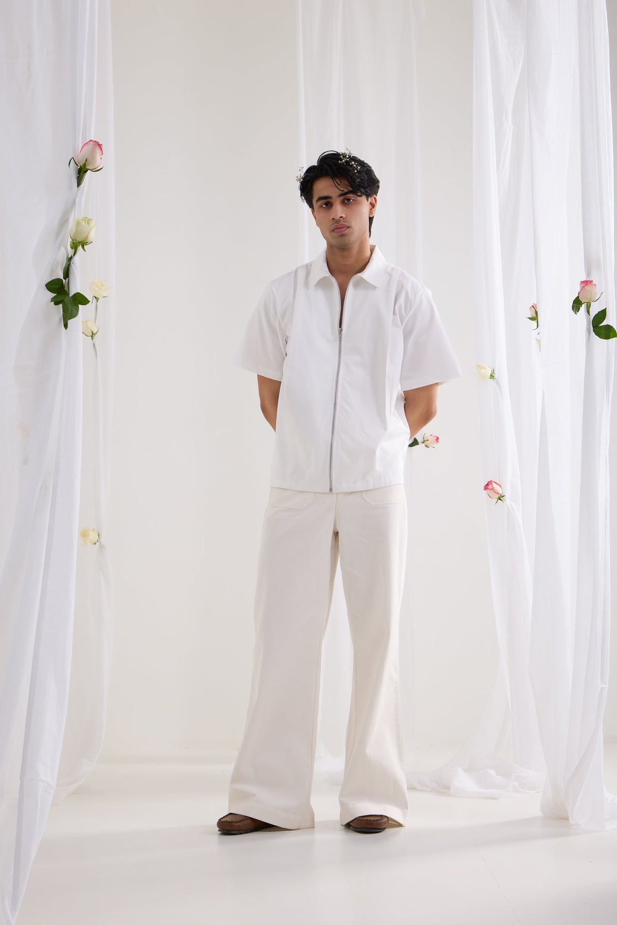 Safed Pants