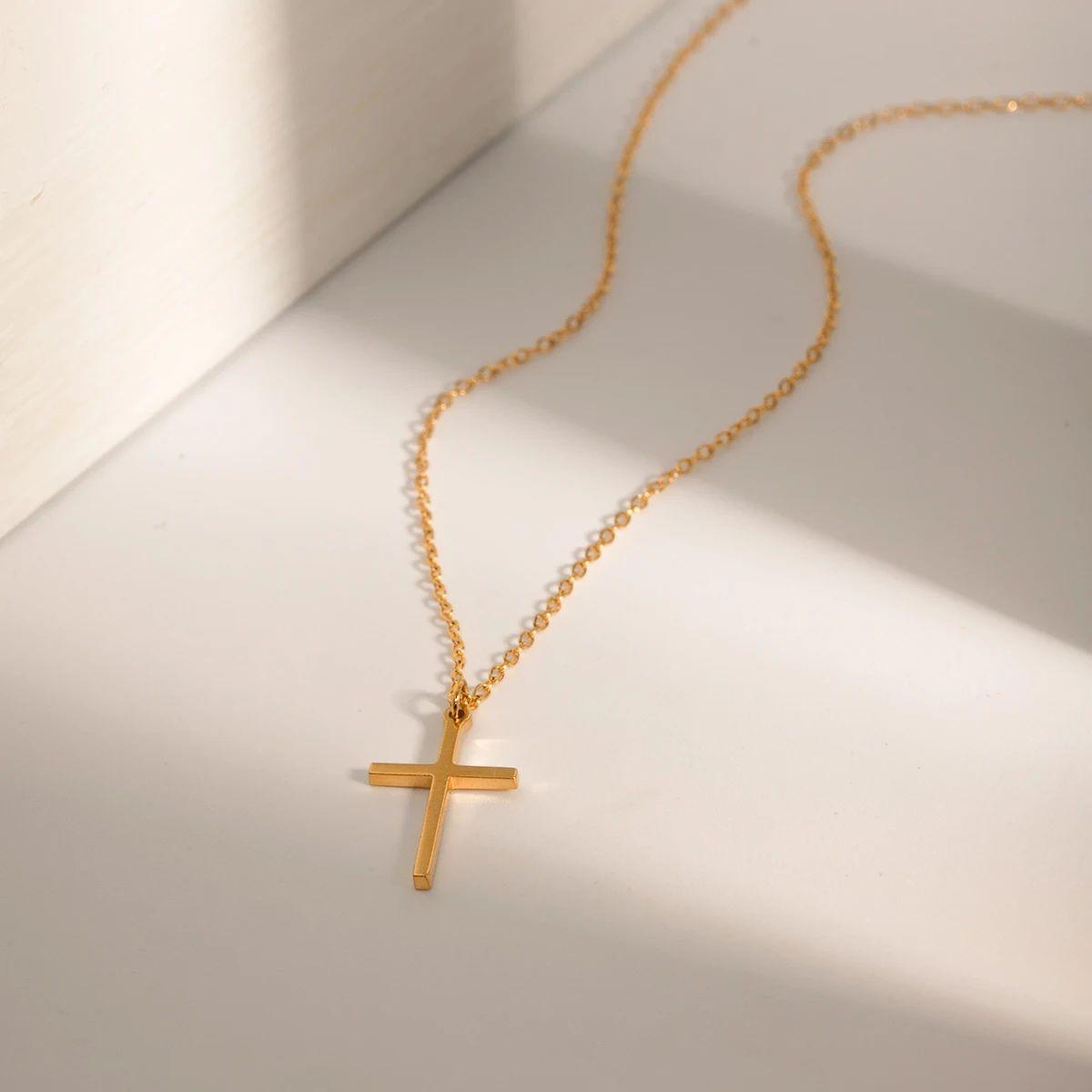 Minimal Cross  Necklace