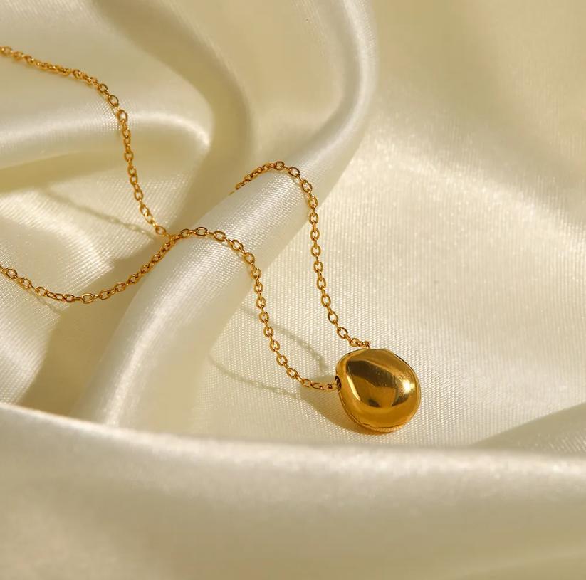 Pearl Pendant  Necklace