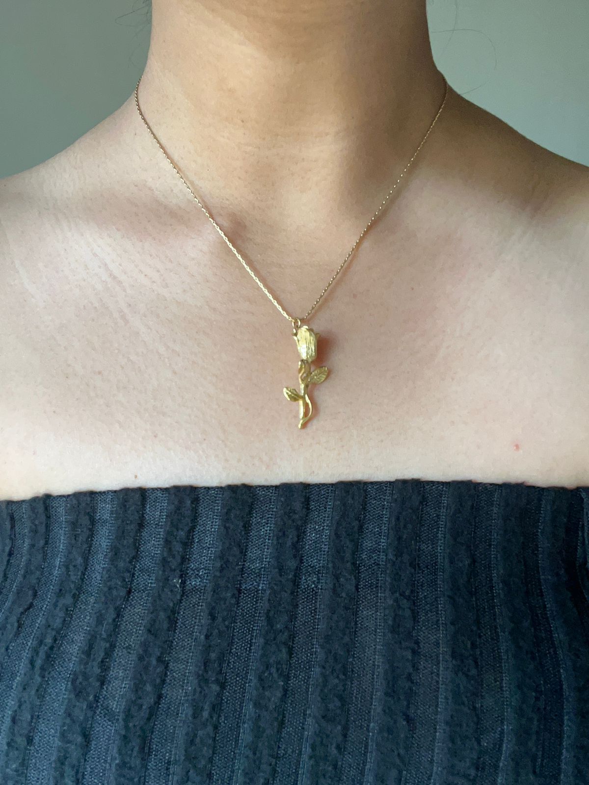 Rose Pendant  Necklace