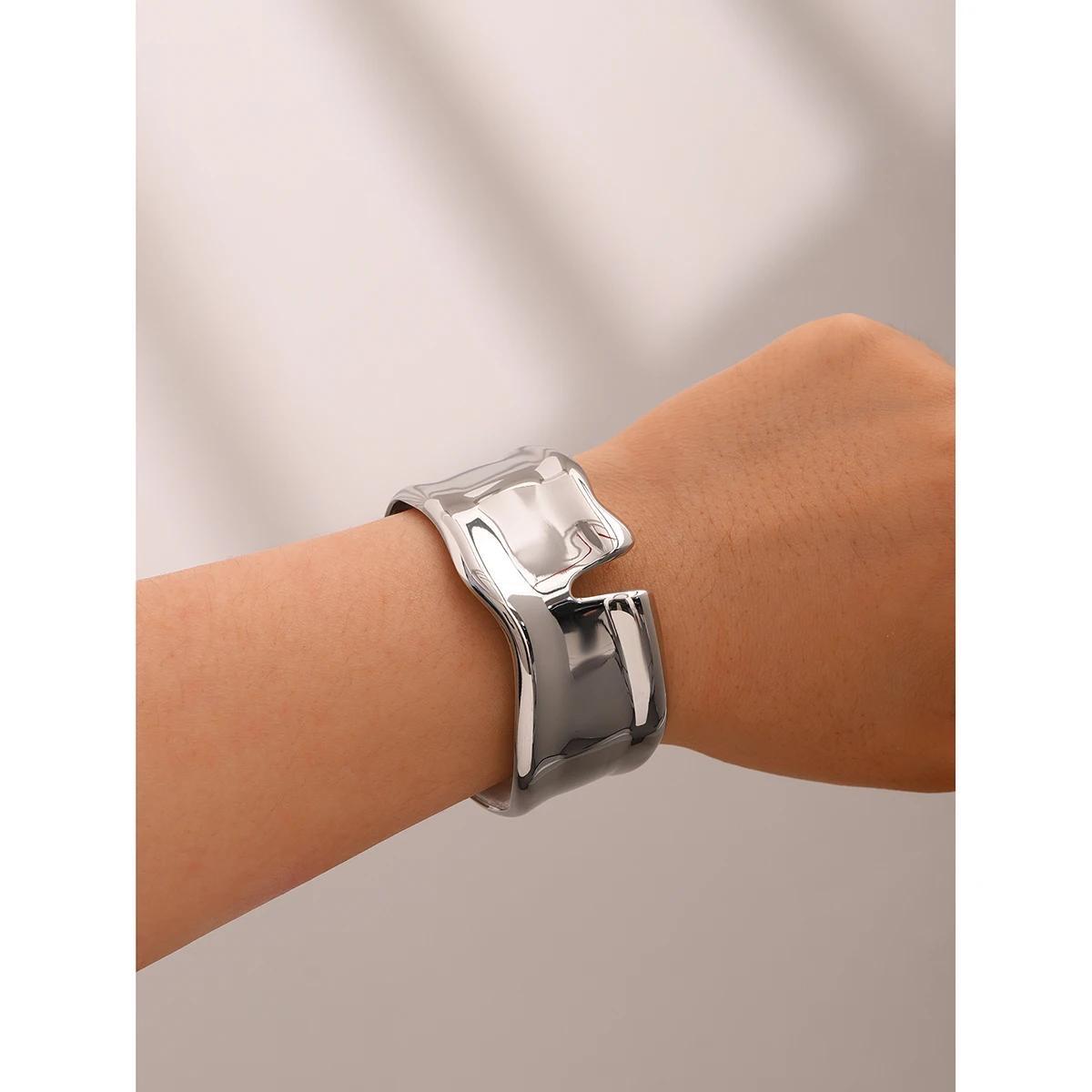 Vintage Waterproof Cuff